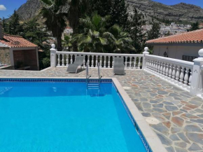 Charming House with Pool & Barbecue, Valle De Abdalajís